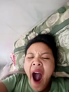 Pretty-haert online show from 04/21/26, 03:46