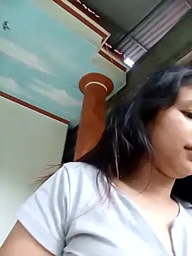 Pretty-haert online show from 04/22/26, 11:17