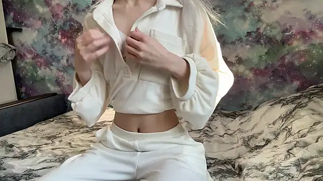 CelenFomes online show from 02/18/26, 05:47