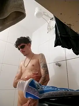 Lucasmk777 online show from 12/17/25, 12:00