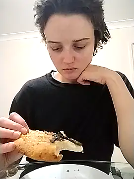 Amy01112 online show from 04/19/26, 07:38