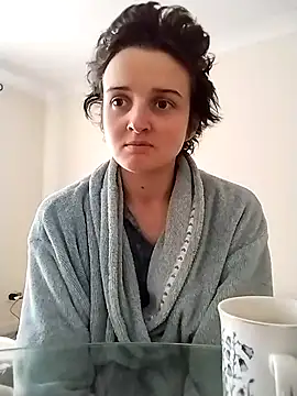 Amy01112 online show from 04/22/26, 05:47