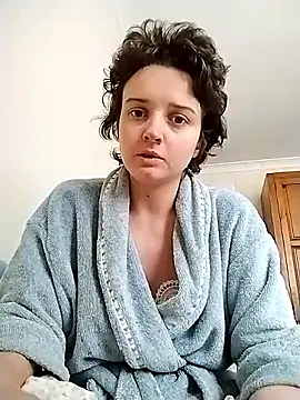 Snapshot of Amy01112 chatting on 06/11/26, 01:20 Amy01112 online show from 06/11/26, 01:20