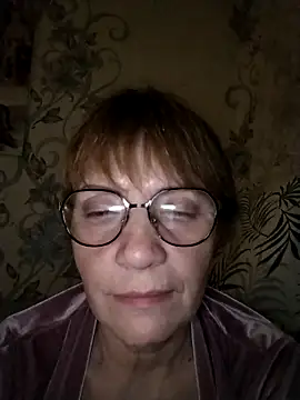 Snapshot of MichelleLove48 chatting on 03/25/26, 08:15 MichelleLove48 online show from 03/25/26, 08:15