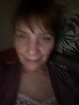 Snapshot of MichelleLove48 chatting on 04/20/26, 08:21 MichelleLove48 online show from 04/20/26, 08:21