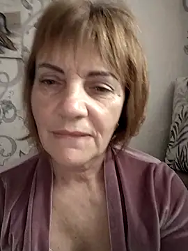 Snapshot of MichelleLove48 chatting on 05/12/26, 06:32 MichelleLove48 online show from 05/12/26, 06:32