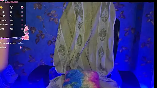 Snapshot of Preetinaughty chatting on 12/16/25, 09:14 Preetinaughty online show from 12/16/25, 09:14