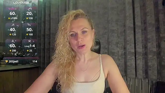 LanaLight x online show from 04/13/26, 08:14