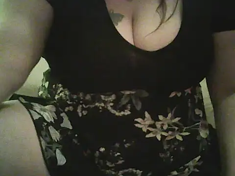Snapshot of 69Stacylove69 chatting on 06/06/26, 06:01 69Stacylove69 online show from 06/06/26, 06:01