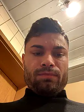 Snapshot of Daniel_fit chatting on 12/01/25, 02:16 Daniel fit online show from 12/01/25, 02:16