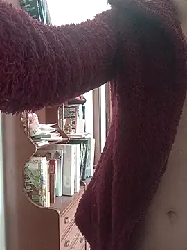 gatitachula93 online show from 03/13/26, 12:23