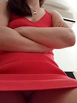 gatitachula93 online show from 04/19/26, 03:22