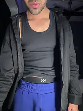 Snapshot of fitboy_xxx chatting on 02/18/26, 07:43 fitboy xxx online show from 02/18/26, 07:43