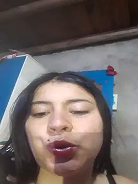 Estefanny Lolyy online show from 05/22/26, 03:24