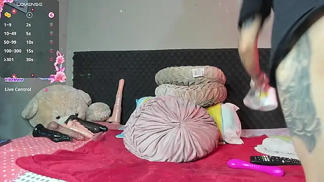 Shadia Squirt online show from 03/29/26, 09:48