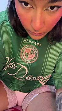 FAIRY  HOTT online show from 12/14/25, 06:01