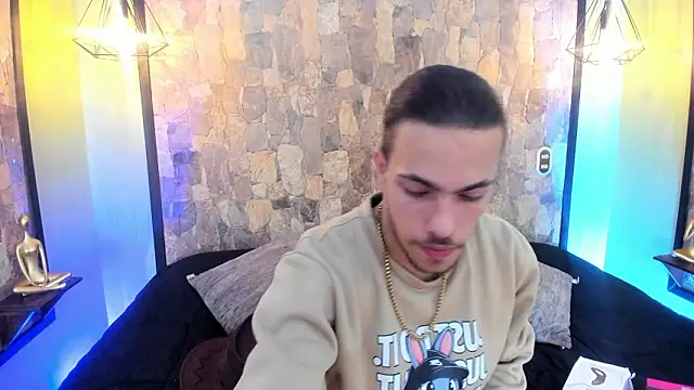 PatrickS25 online show from 02/05/26, 04:17