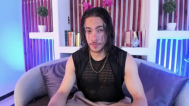 PatrickS25 online show from 02/10/26, 04:05