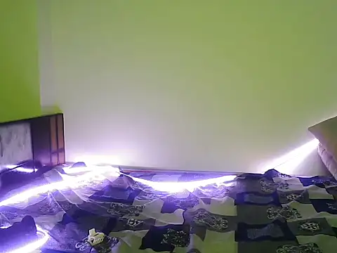 cutiee -alia online show from 01/18/26, 08:07