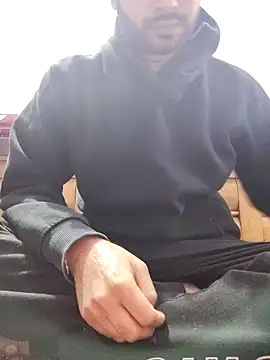 Snapshot of AlphaAura460 chatting on 12/05/25, 02:42 AlphaAura460 online show from 12/05/25, 02:42