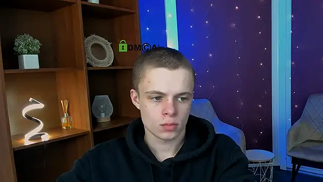 veldi to online show from 12/15/25, 02:32