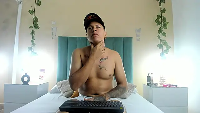 kaylaa sex online show from 02/18/26, 01:18