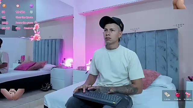 kaylaa sex online show from 04/12/26, 01:27