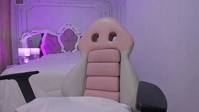 Miss dare online show from 04/17/26, 10:18