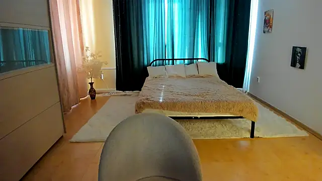 KrisDoeil online show from 04/20/26, 02:36