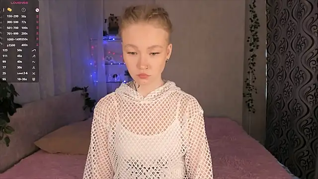 MaireLanda online show from 03/10/26, 04:28