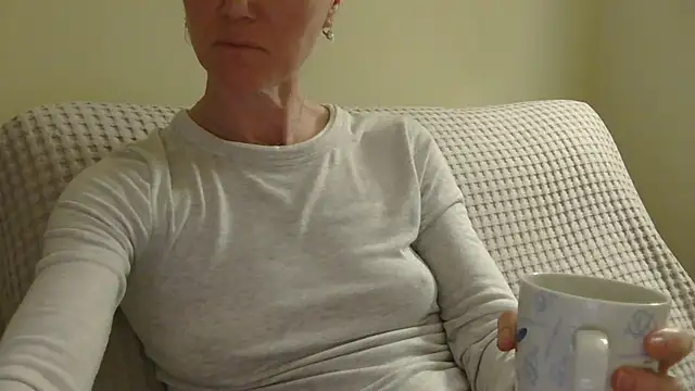 AuroraAG online show from 04/14/26, 08:15