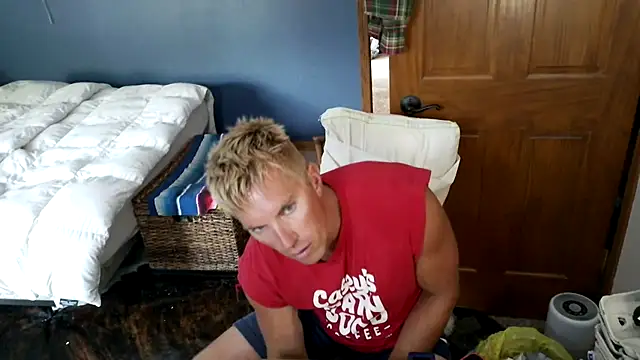 Snapshot of SpunRedneck chatting on 07/27/26, 11:23 SpunRedneck online show from 07/27/26, 11:23