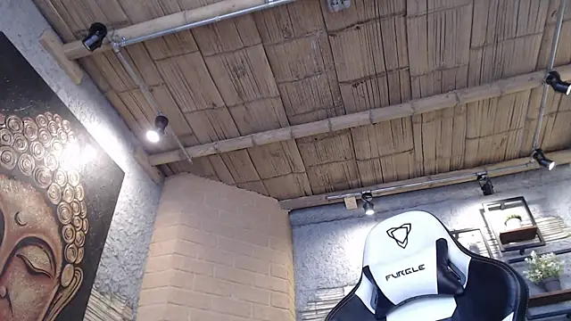 NaughtyNebula online show from 12/05/25, 04:47