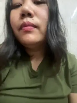 kukunightgirl online show from 12/21/25, 07:43