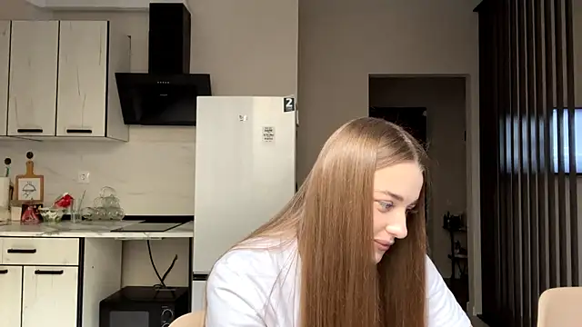 Adelle Love online show from 12/02/25, 09:25