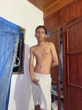 Colombians- online show from 03/30/26, 04:24