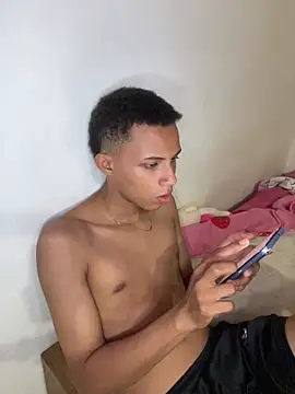 Colombians- online show from 04/27/26, 04:10