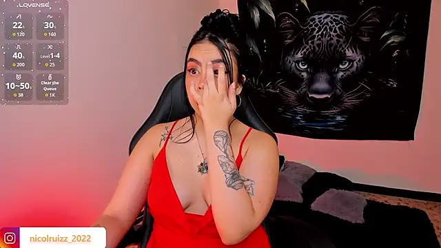 Nicolle Ruizz online show from 12/02/25, 10:42