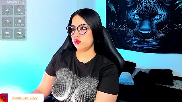 Nicolle Ruizz online show from 02/01/26, 07:34