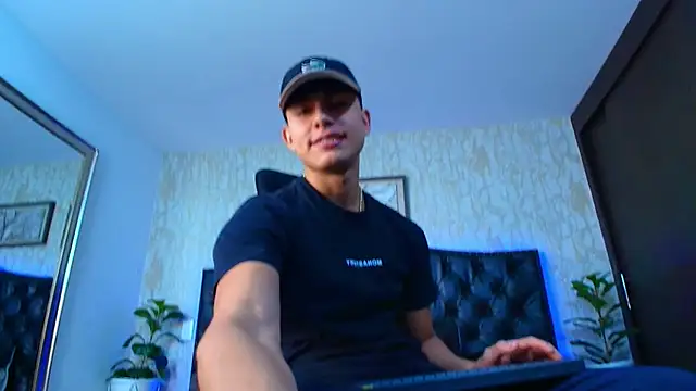 Lander Cruz online show from 03/11/26, 07:09