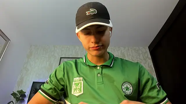 Lander Cruz online show from 04/21/26, 08:44