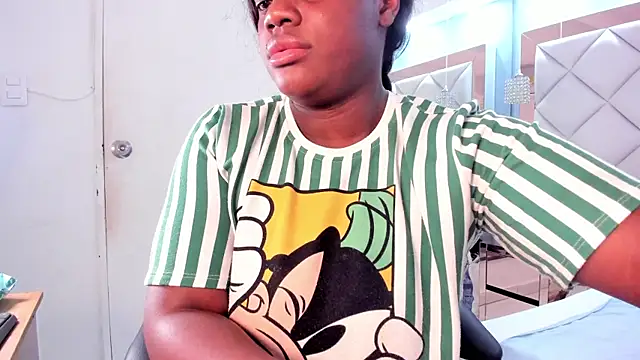 liarosee11 online show from 01/13/26, 09:53