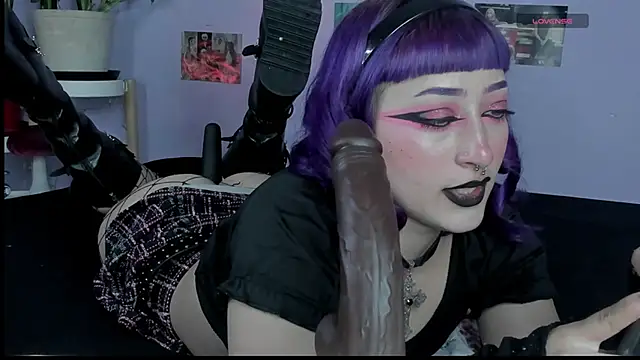 blueberry       online show from 06/30/26, 04:13