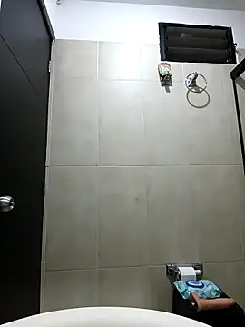 jkslnkd online show from 04/17/26, 05:43