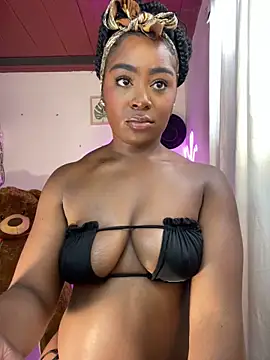 Cynthia es online show from 03/09/26, 04:22