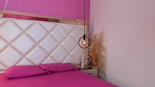 KeylaDolse online show from 12/16/25, 04:34