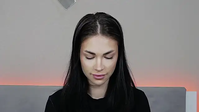 RachaelMils online show from 02/05/26, 04:06