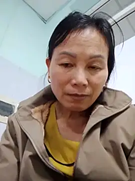 Lili-123k online show from 02/04/26, 08:20