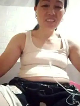 Lili-123k online show from 03/25/26, 02:56