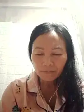 Lili-123k online show from 04/21/26, 08:55